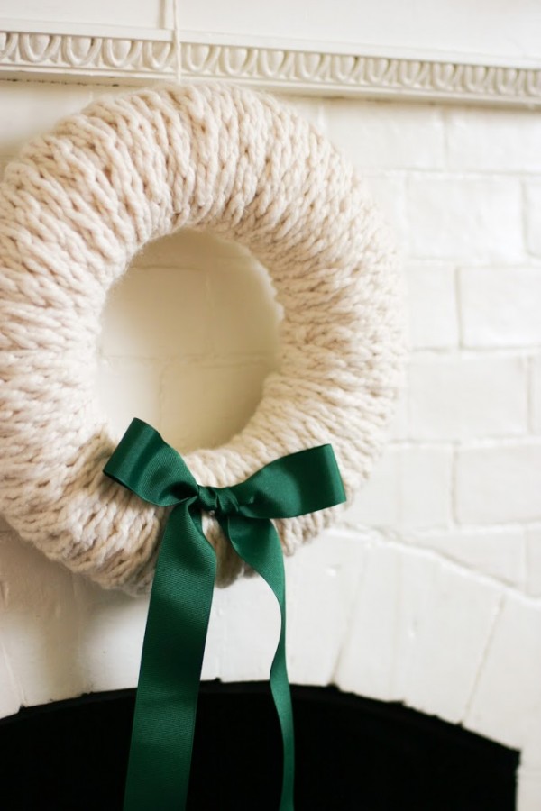 finger knit wreath