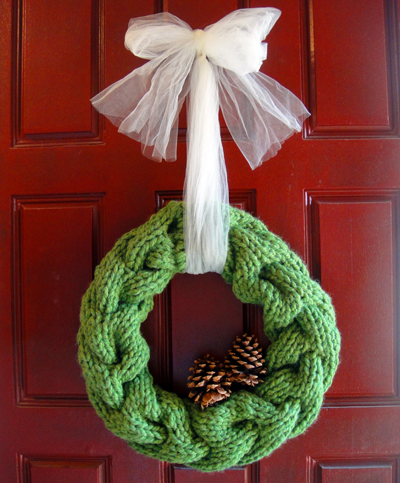 knit cable wreath