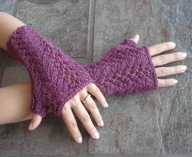 get this free fingerless glove knitting pattern this month only