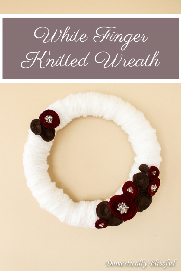 use a finger knit cord to make a cute wreath.