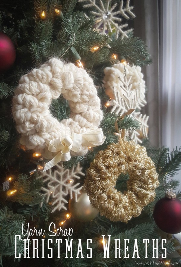 no knit yarn wreath ornaments