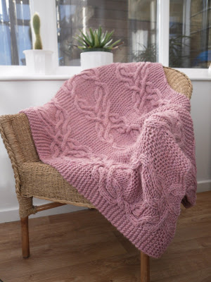 lovely cable knit lap blanket