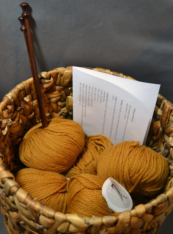 Gift a DIY knitting pattern kit to a knitter friend for a great gift. 