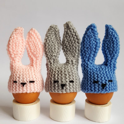 Bunny egg cozies to knit