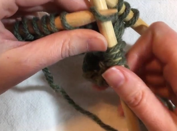 How to knit basic cables. 