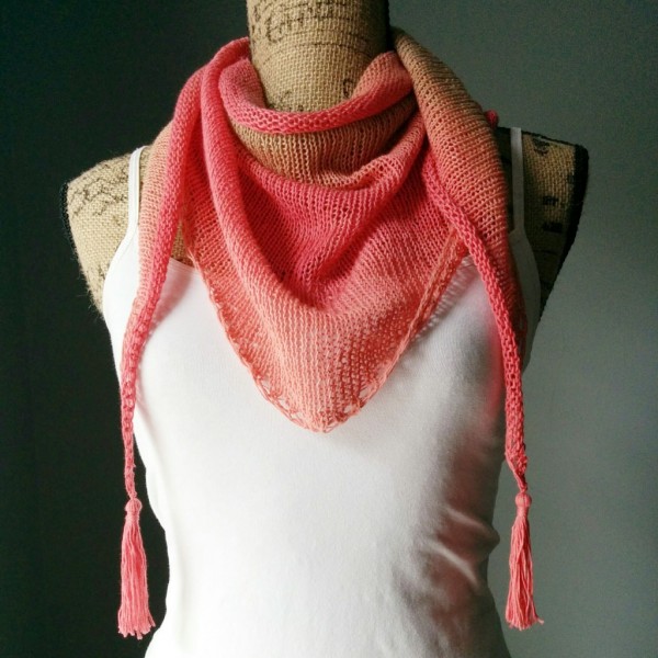 Stitch a simple Stockinette triangle shawl