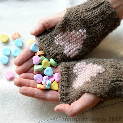 heart mitts knitting pattern