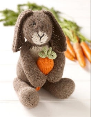 knit bunny with carrot