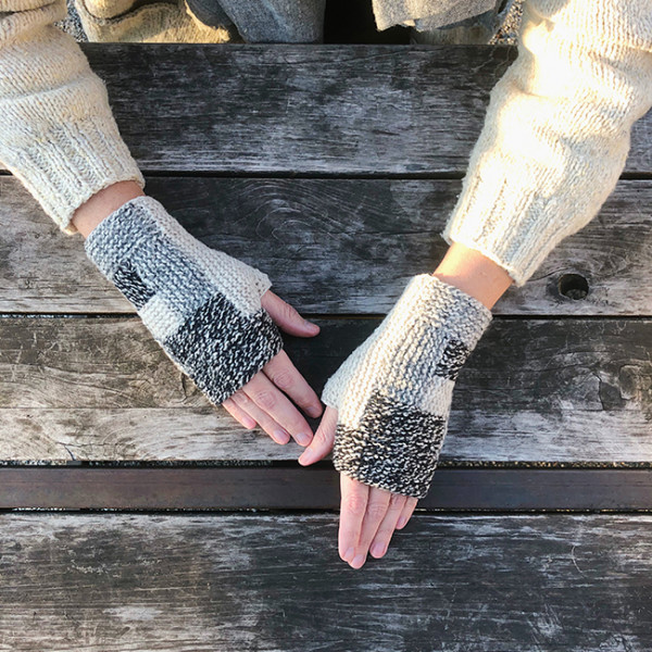 log cabin mitts