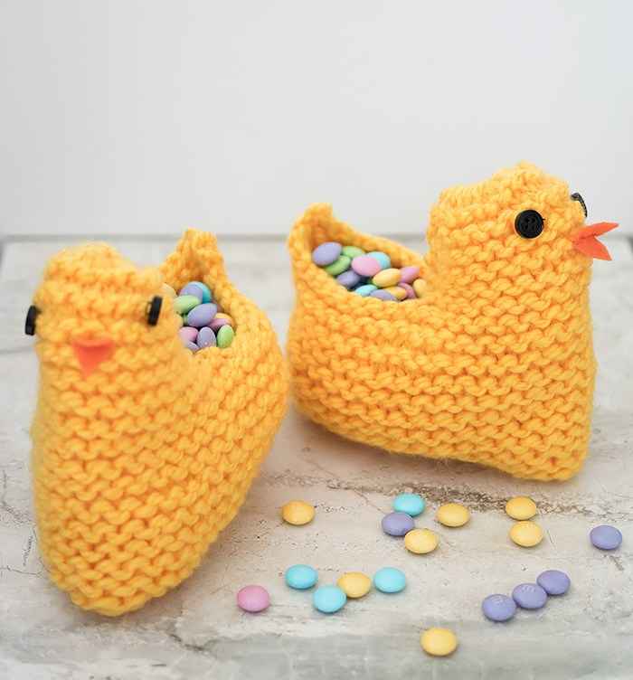 knit easter chick basket