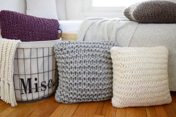 chunky knit pillows