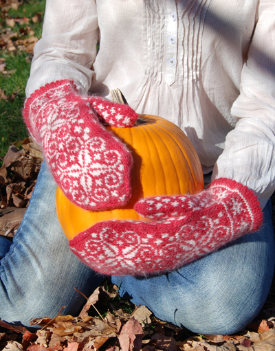 Pattern for knitting mittens with free knitting pattern for hats