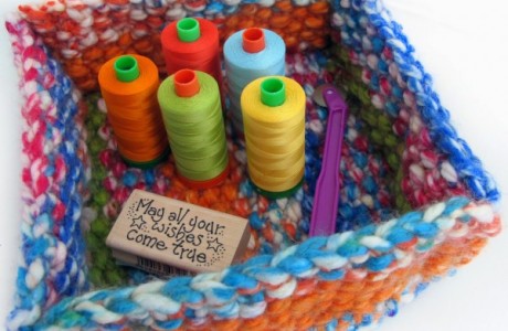 knit a tray in super bulky yarn