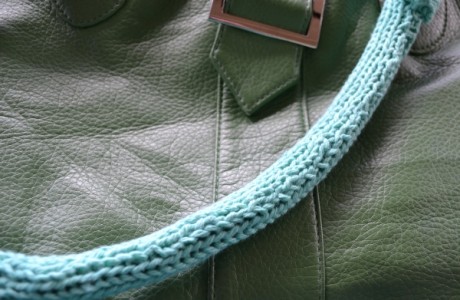 knit purse strap upcycle
