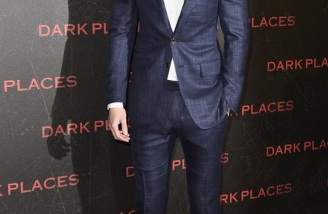 nicholas hoult knitting
