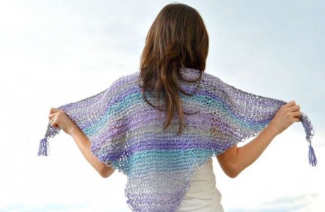 textured triangle shawl