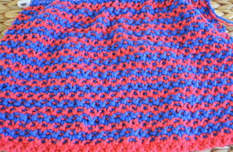 Two-Color Moss Stitch Washcloth Knitting Pattern