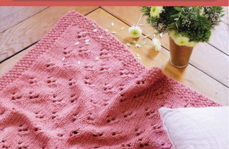 Knit Blankets & Throws with Mademoiselle Sophie book review