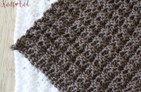 Waffle stitch dishcloth knitting pattern.