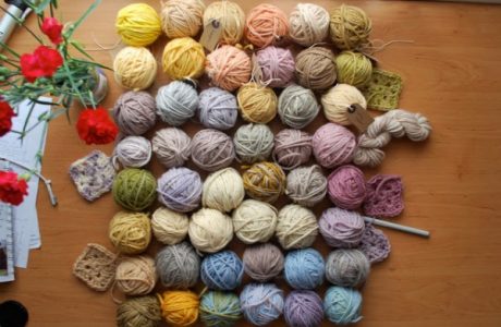 How to dye yarn with natural materials.