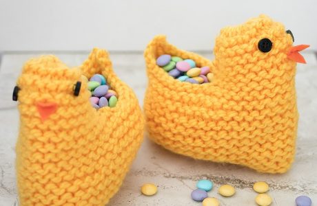 knit easter chick basket