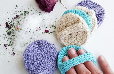 knit facial scrubbies