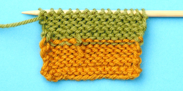 weave in yarn ends as you knit