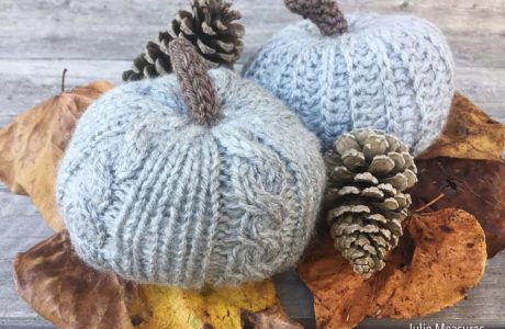 cabled knit pumpkin pattern