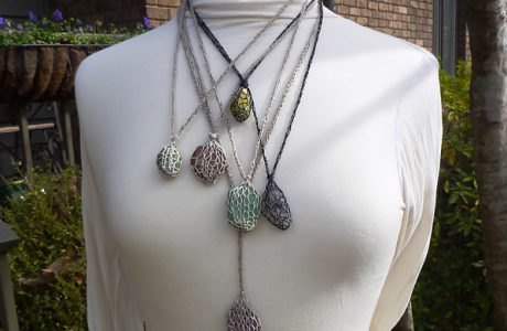 knit necklace rocks