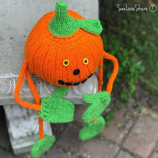 pumpkin person knitting