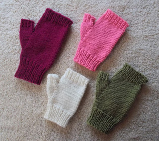 fingerless mitts knitting pattern