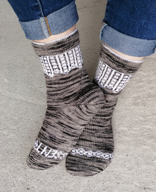 Dissent Socks Knitting Pattern – Knitting